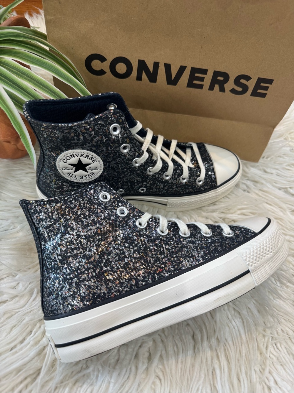 New🌿Converse High Top Sneakers in Black Glitter Multicolor Sparkle